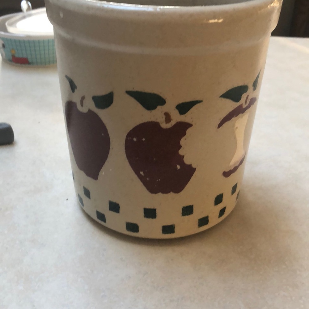 Antique 2 Quart pottery crock